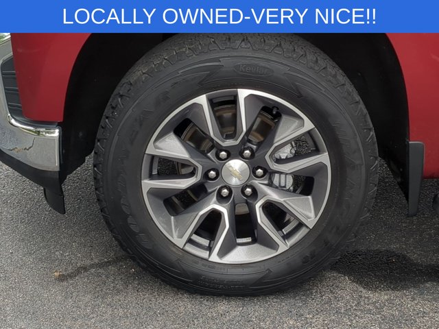 Used 2021 Red Chevrolet LT image 10
