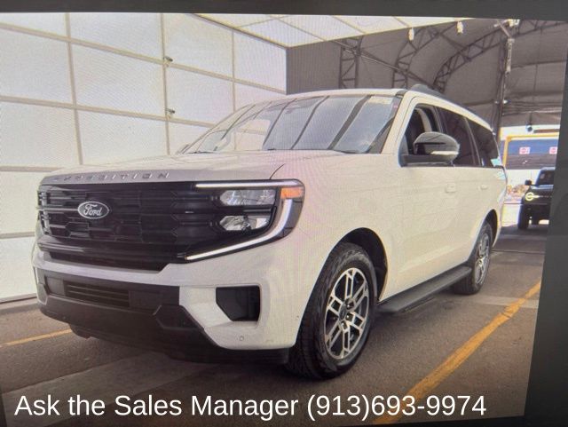 2025 Ford Expedition Active