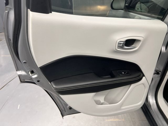 2019 Billet Silver Metallic Clearcoat Jeep Compass Latitude FWD SUV