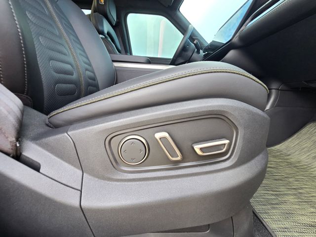 2023 Rivian R1S Adventure:46310A