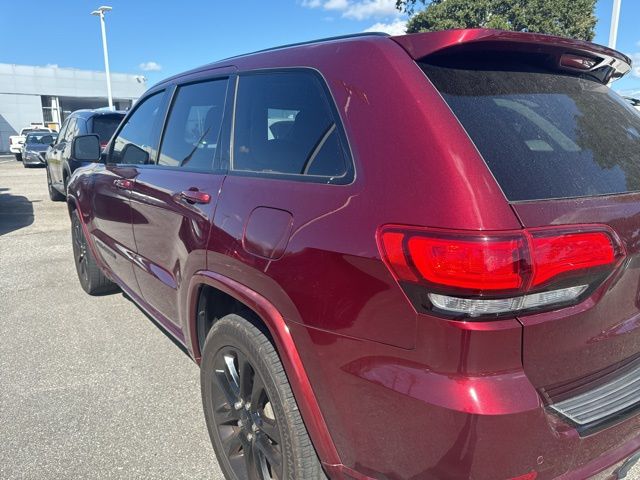 2017 Jeep Grand Cherokee Altitude 6