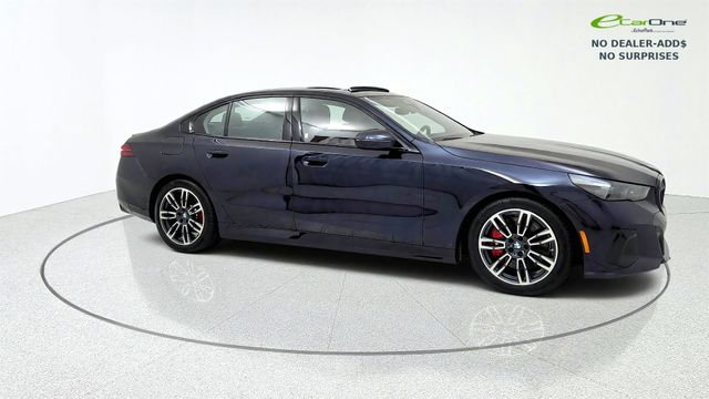 Carbon Black Metallic 2026 BMW 5 Series Sedan All-Wheel Drive 8-Speed Automatic