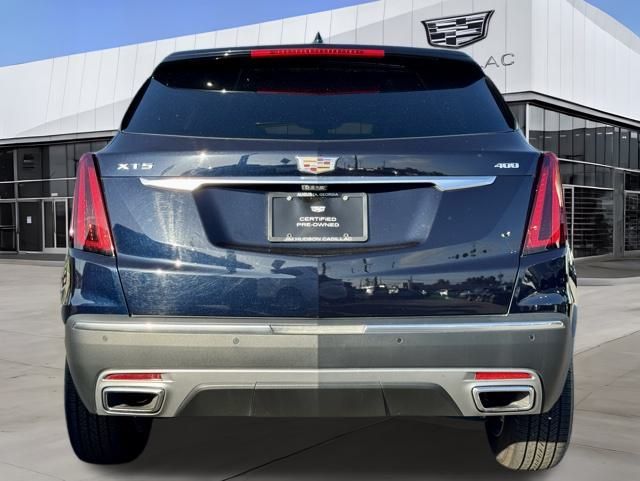 2021 Cadillac XT5 Premium Luxury photo 2