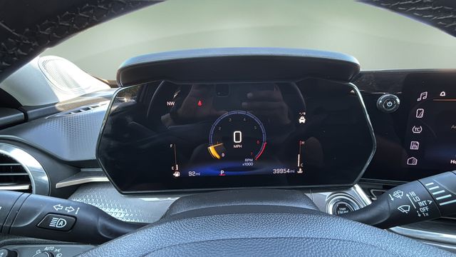 Used 2024 Red Chevrolet ACTIV image 15