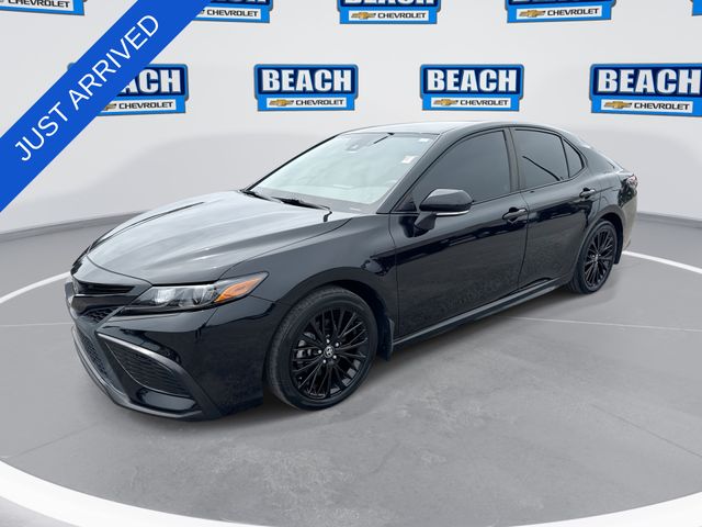 Midnight Black Metallic 2022 Toyota Camry SE Nightshade FWD Sedan Front-Wheel Drive 8-Speed Automatic