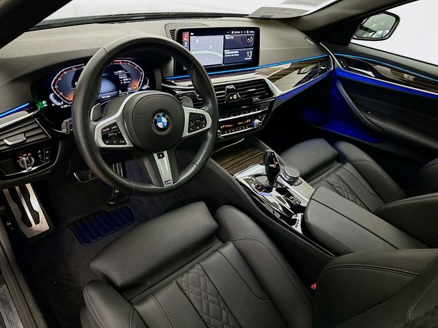 2022 BMW 5 Series 530i xDrive 9