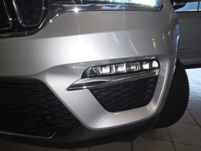 Used 2024 Jeep Grand Cherokee SUV