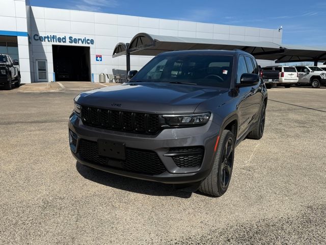 2023 Jeep Grand Cherokee Altitude 4WD