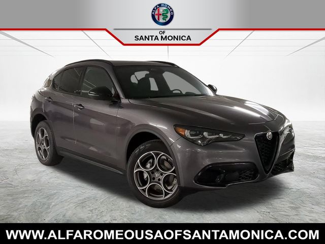 2025 Alfa Romeo Stelvio