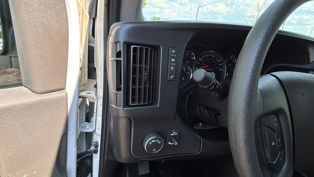 Used 2025 White Chevrolet Work Van image 21