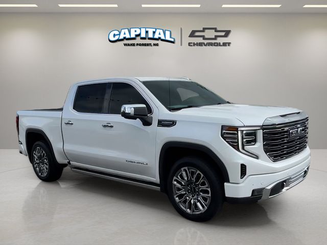 Used 2023 White GMC Denali Ultimate image 7