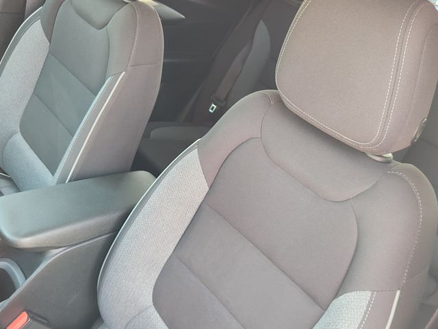 2023 Chevrolet TrailBlazer LT White at AutoSavvy Houston Southwest
