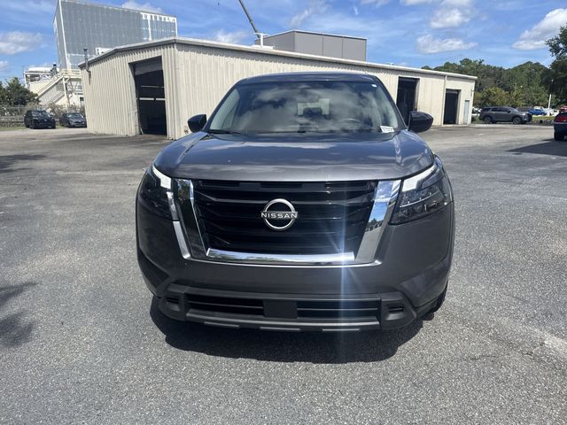 Used 2024 Gray Nissan S image 2