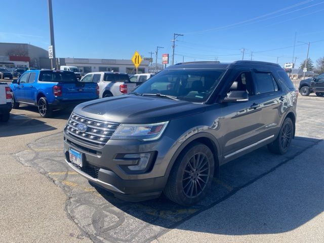 Gray (Magnetic Metallic) 2017 Ford Explorer XLT AWD SUV / Crossover All-Wheel Drive 6-Speed Automatic