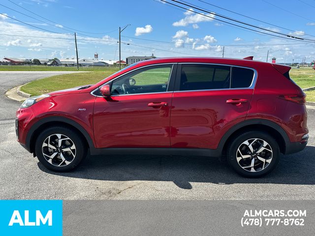 Used 2022 Red Kia LX image 9