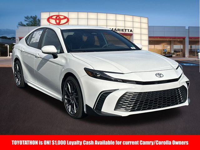 2025 Toyota Camry SE 1