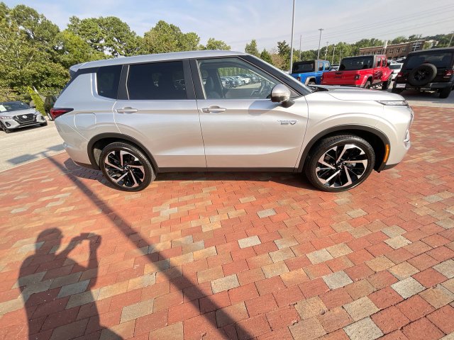 Used 2025 Mitsubishi Outlander PHEV SUV