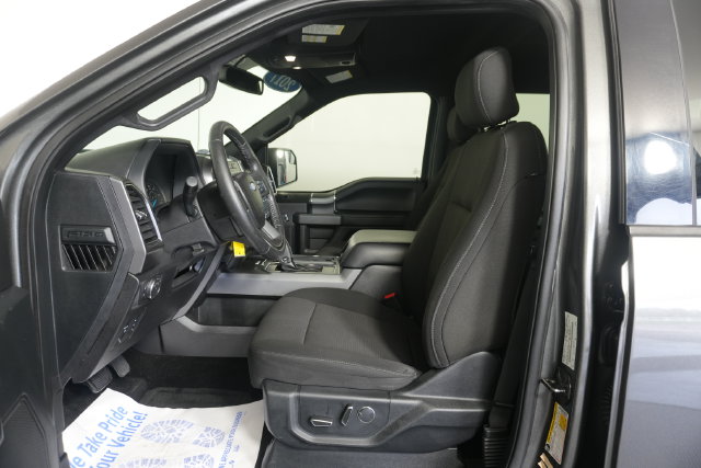 Used 2017 Gray Ford XLT image 28