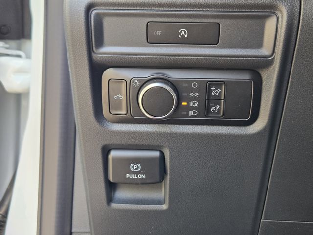 2025 Oxford White Ford F-150 STX 4X4 Truck