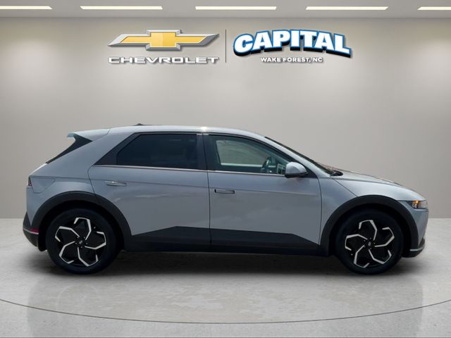 Used 2023 Gray Hyundai SEL image 6