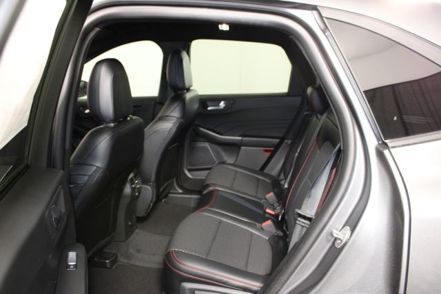 2025 Ford Escape ST-Line photo 13
