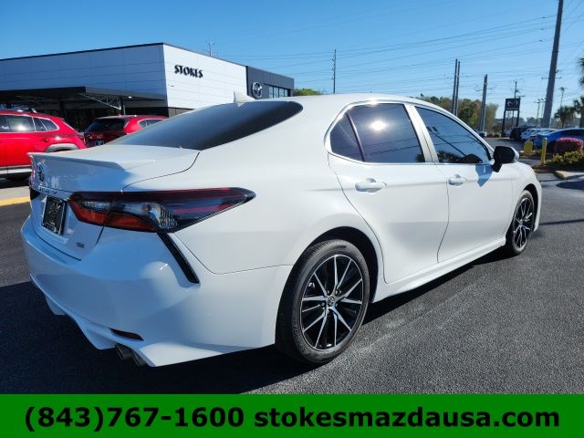 2024 Toyota Camry SE - 6