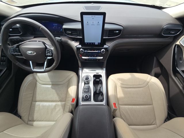 2023 Ford Explorer Platinum:B02247