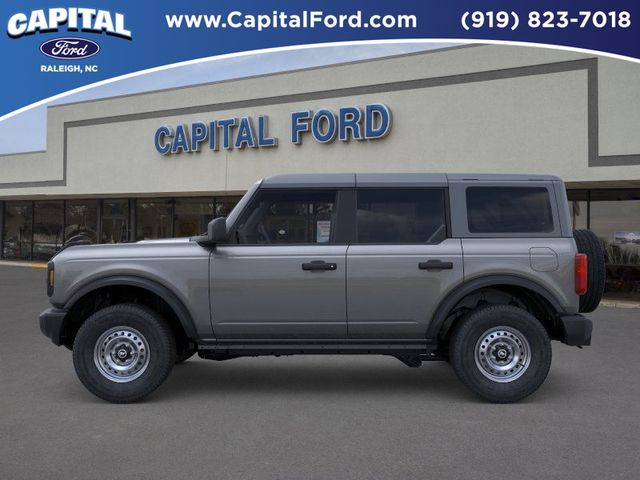 2025 Ford Bronco Base photo 3