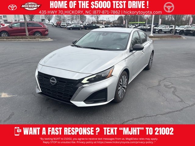 2024 Nissan Altima SV