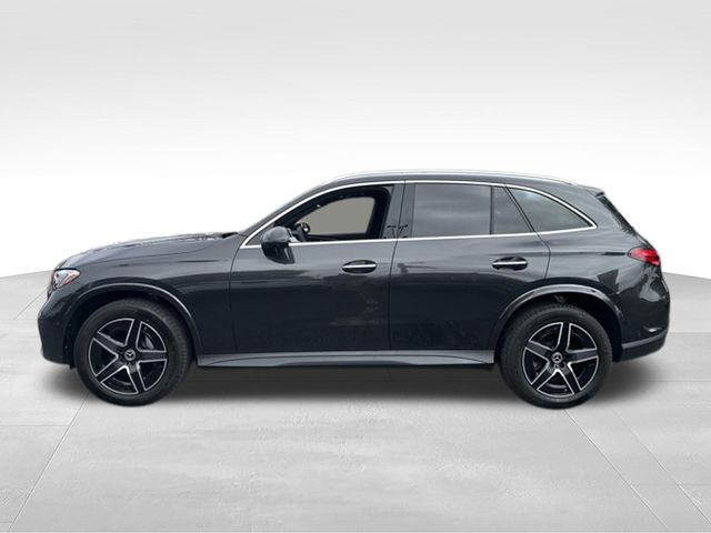 2025 Mercedes-Benz GLC GLC 300 - 2