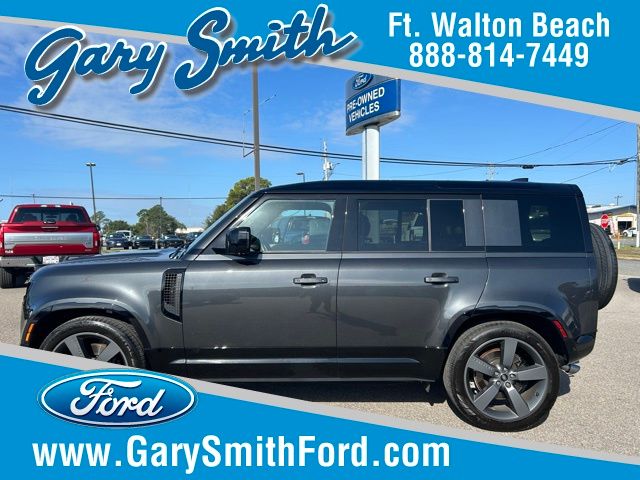 2025 Land Rover Defender 110 V8