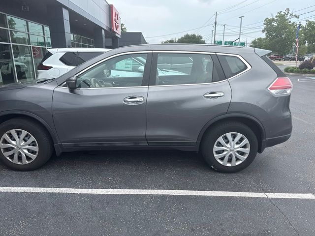 Used 2014 Gray Nissan S image 8