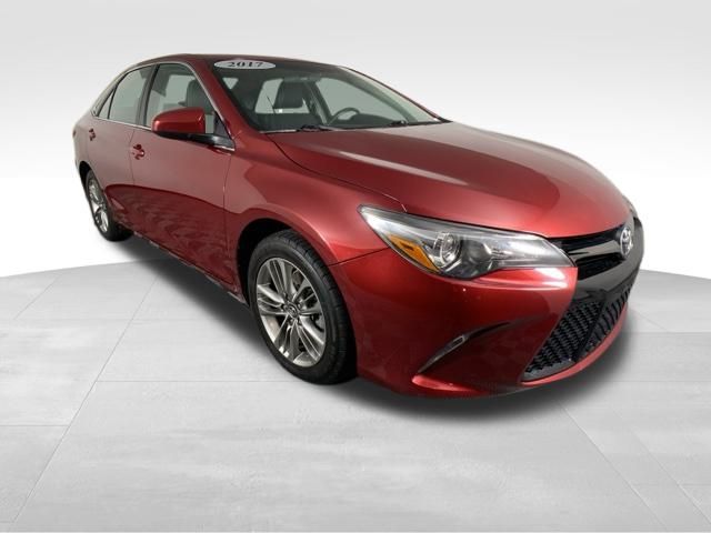 2017 Toyota Camry SE 9