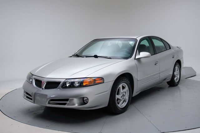 2004 Pontiac Bonneville SE