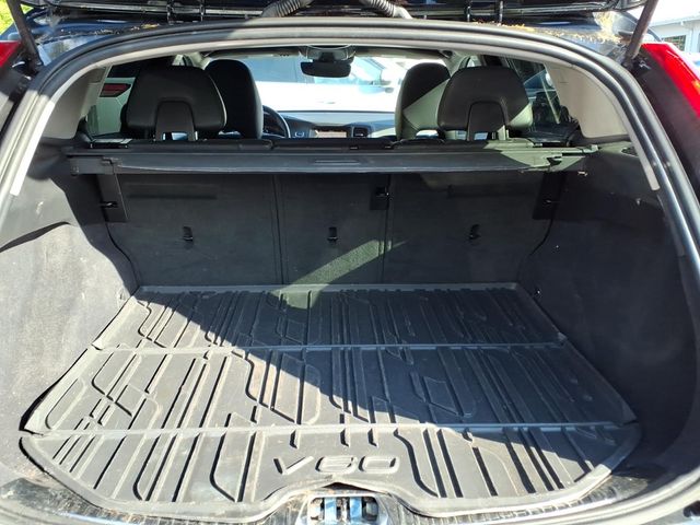 2017 Volvo V60 Cross Country