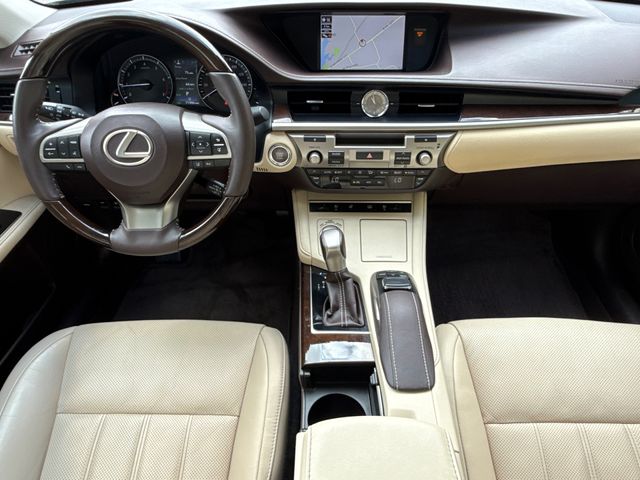Used 2018 Lexus ES Sedan