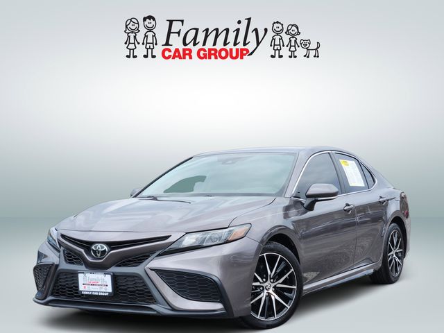 2024 Toyota Camry SE FWD