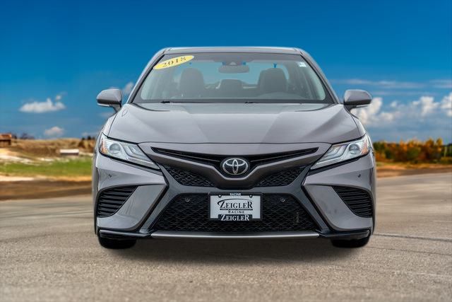 2018 Toyota Camry XSE 2