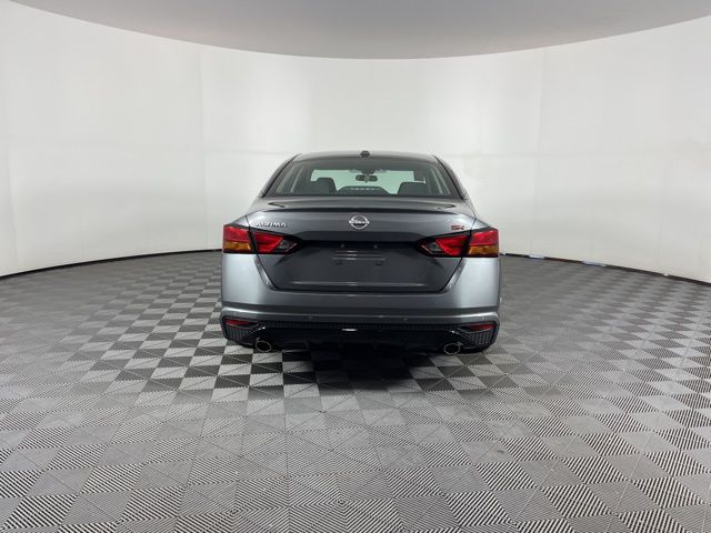 2025 Gun Metallic Nissan Altima 2.5 SR FWD Sedan