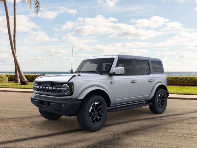 2024 Ford Bronco Outer Banks 1