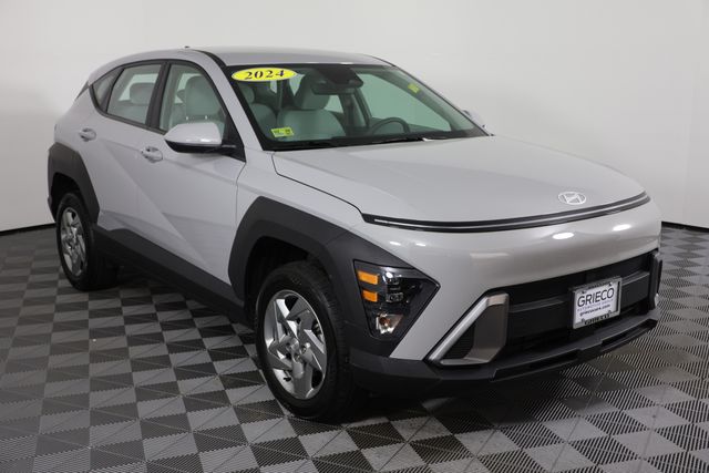 2024 Hyundai Kona SE Cyber Gray Metallic - Grieco Acura - Image 1