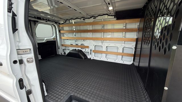 Used 2025 White Ford Base image 31