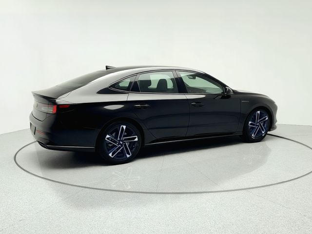 Used 2024 Hyundai Sonata Sedan