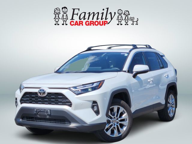 White (Wind Chill Pearl) 2025 Toyota RAV4 SUV / Crossover Front-Wheel Drive 8-Speed Automatic