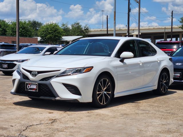 2019 Toyota Camry SE White at Cook Ford