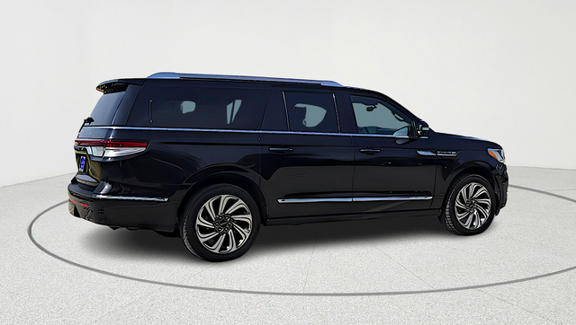 2024 Lincoln Navigator Premiere L - Photo 8