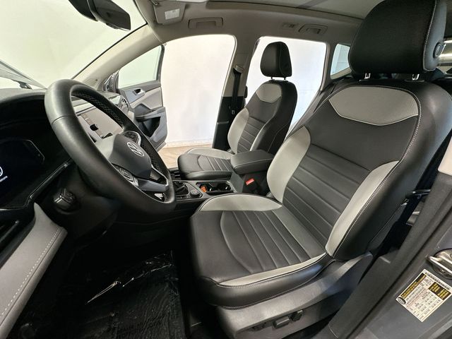 2023 Volkswagen Taos 1.5T SEL Gray at Subaru and VW of Moon Township