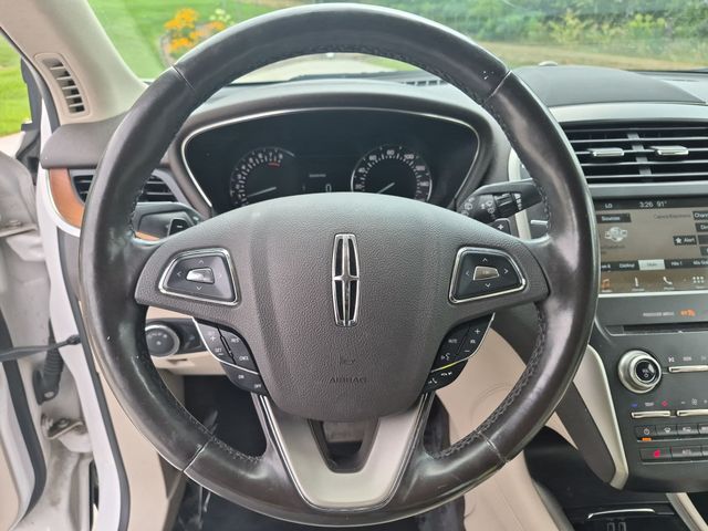 2017 Lincoln MKC - Image 18
