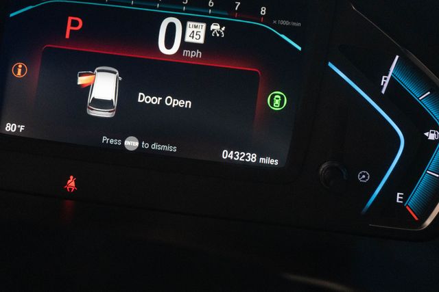 Used 2023 Honda Odyssey Van