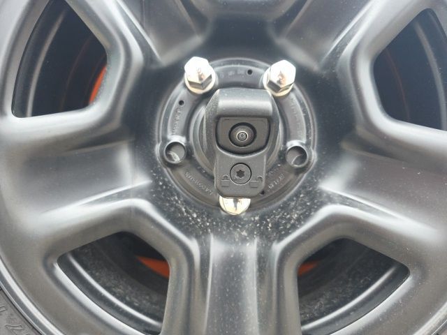 2025 Jeep Wrangler Sport - Joose exterior view 9